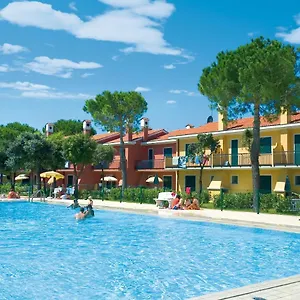  Ferienhaus Villaggio Michelangelo - Lemene